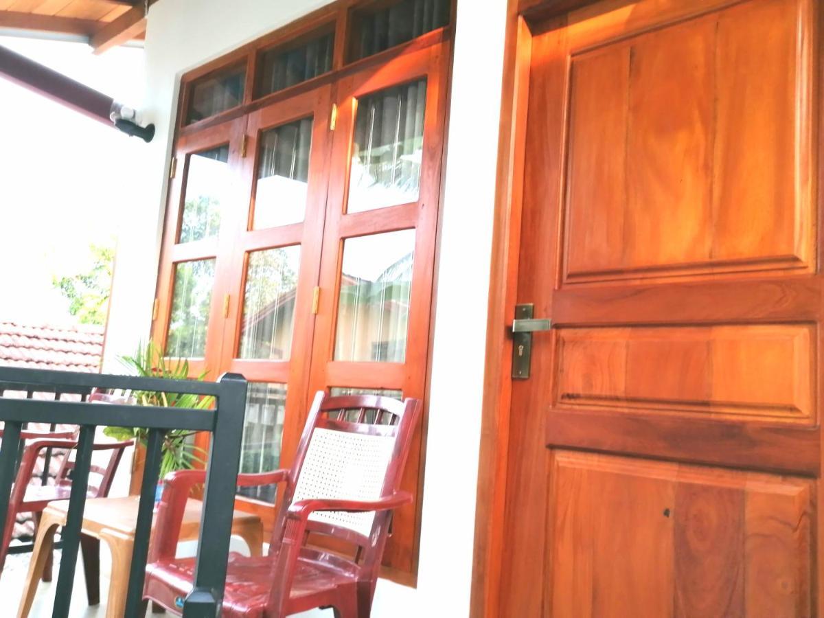 Villa Wismar Hikkaduwa Exterior photo